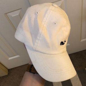 White Vineyard vines hat